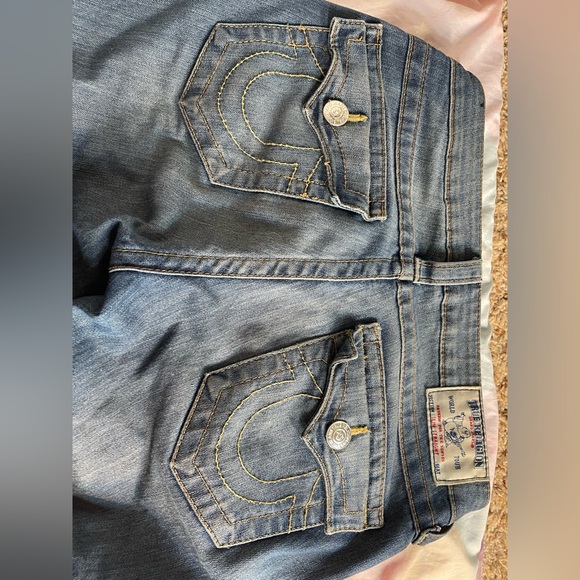 Dark and light blue authentic true religion jeans cute and stylish! - Picture 5 of 8